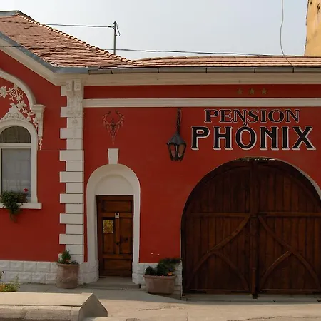 Phoenix 3*